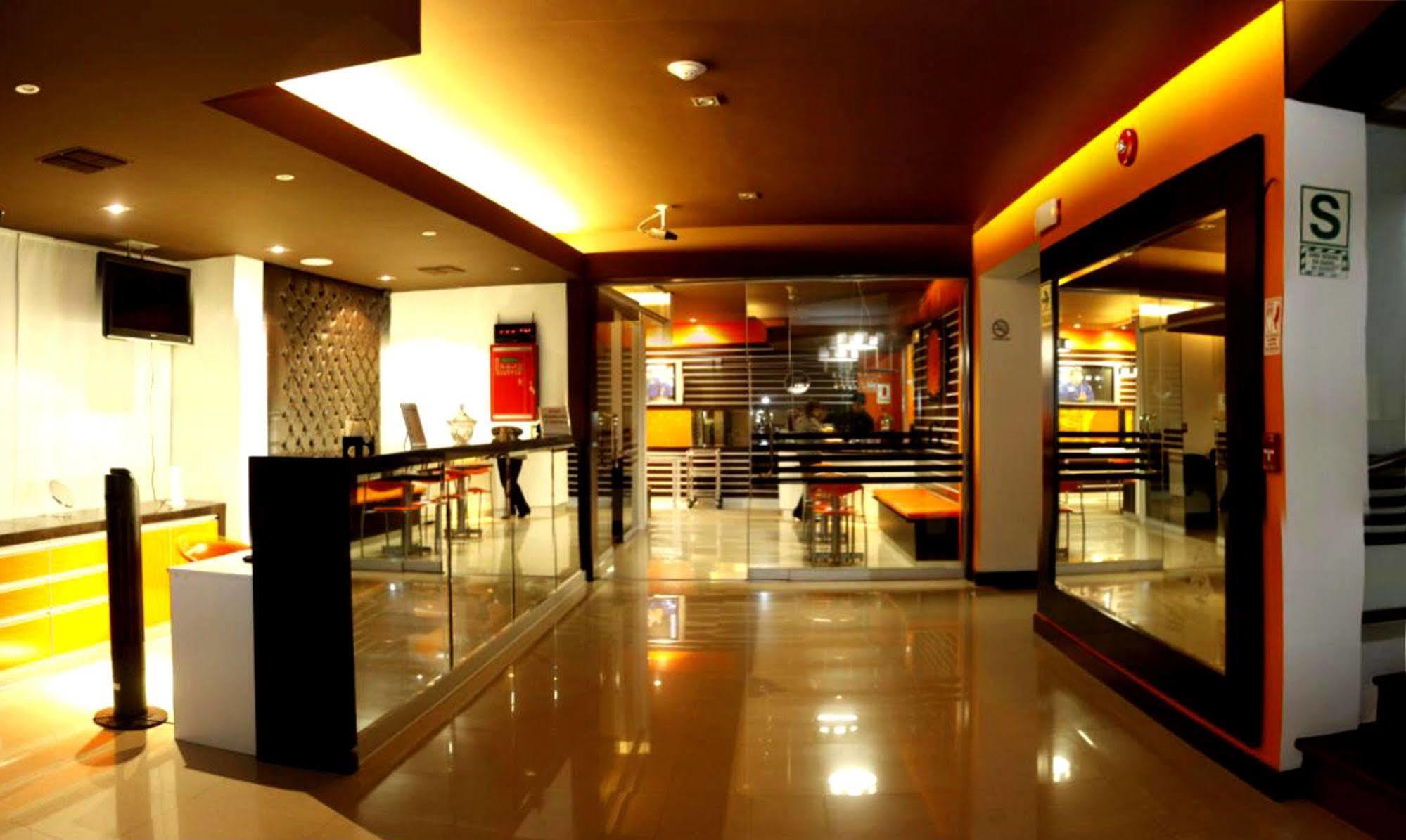 Hotel Ginebra Лима Экстерьер фото